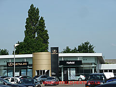 Lexus car showrooms, Great North Road