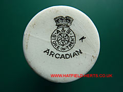 Underside of Arcadian white Crested China vase with Hertford crest