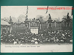 Unveiling ceremony for the statue of the 3rd Marquess of Salisbury postcard