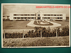 de Havilland HQ building postcard